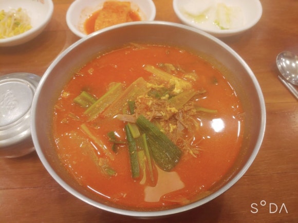 이화수전통육개장 보라매점 이미지