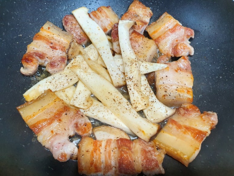 세발삼겹살 이미지