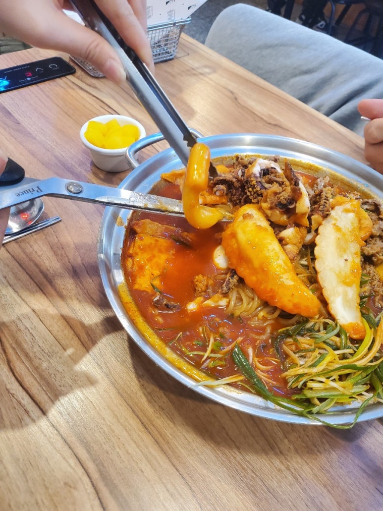 청년떡볶이 이미지