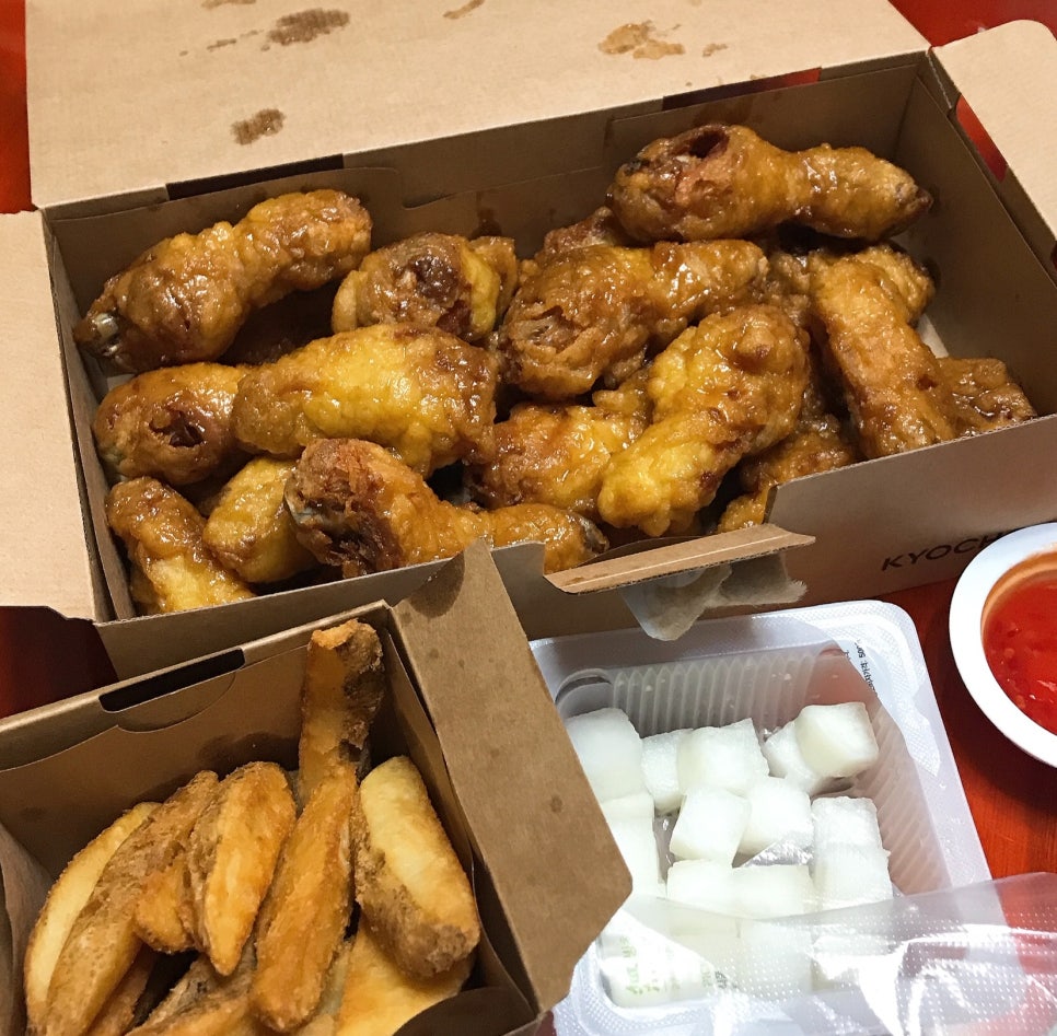 교촌치킨 동춘점 이미지