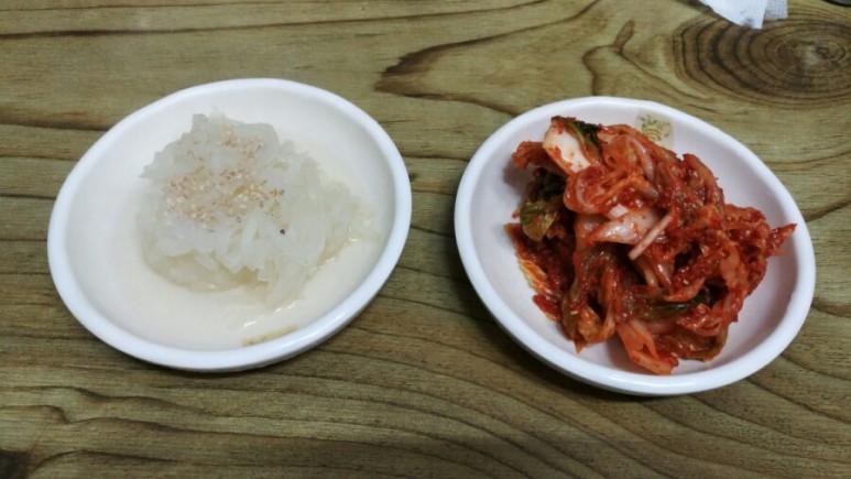 시골팥칼국수 이미지