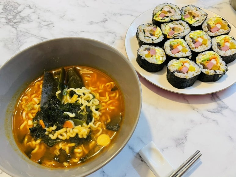 오동통김밥 이미지