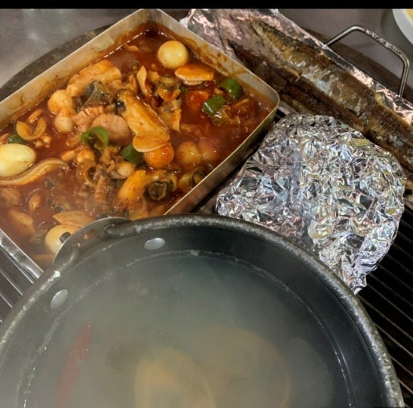 산꼼장어조개구이 이미지
