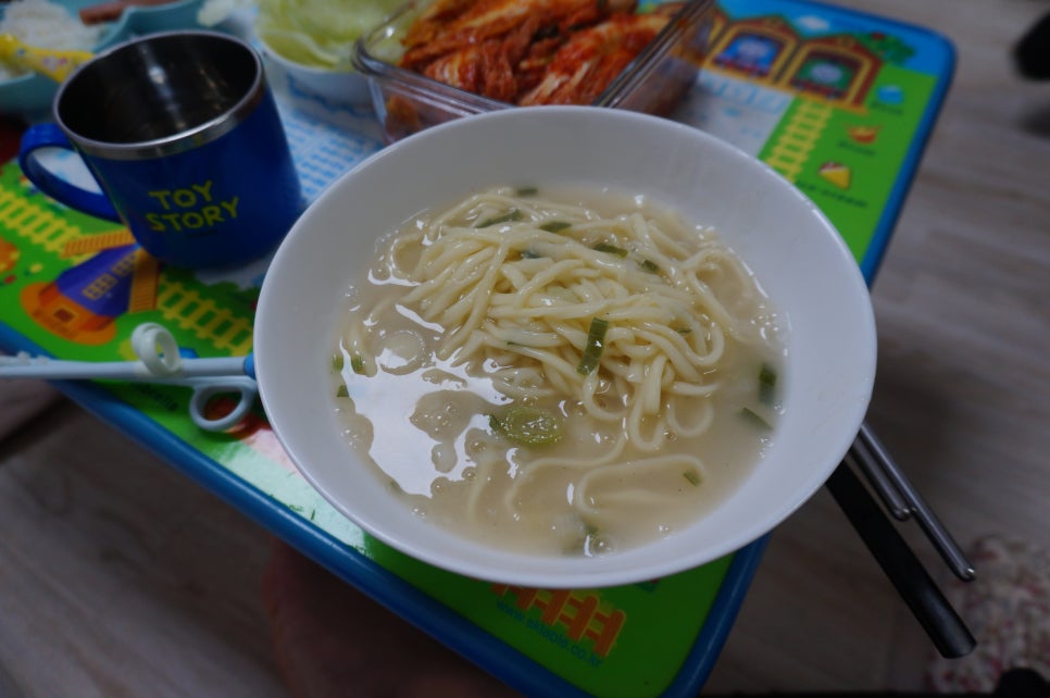 장모님칼국수.김치 이미지