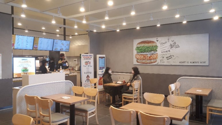 맘스터치율하2지구점 이미지