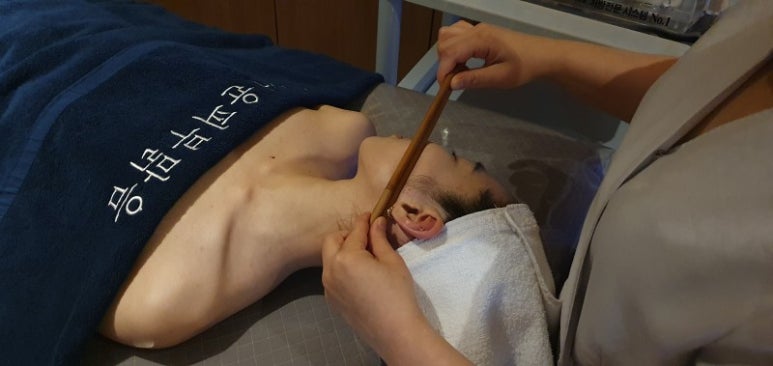 피부,맑음 이미지
