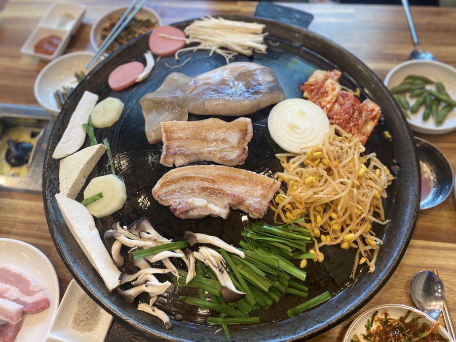 삼씨네겹살이 이미지