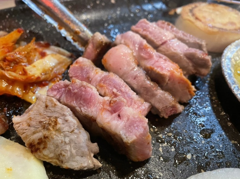 뒷골목생삼겹 이미지