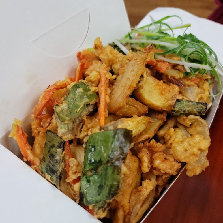 아자자치킨 이미지
