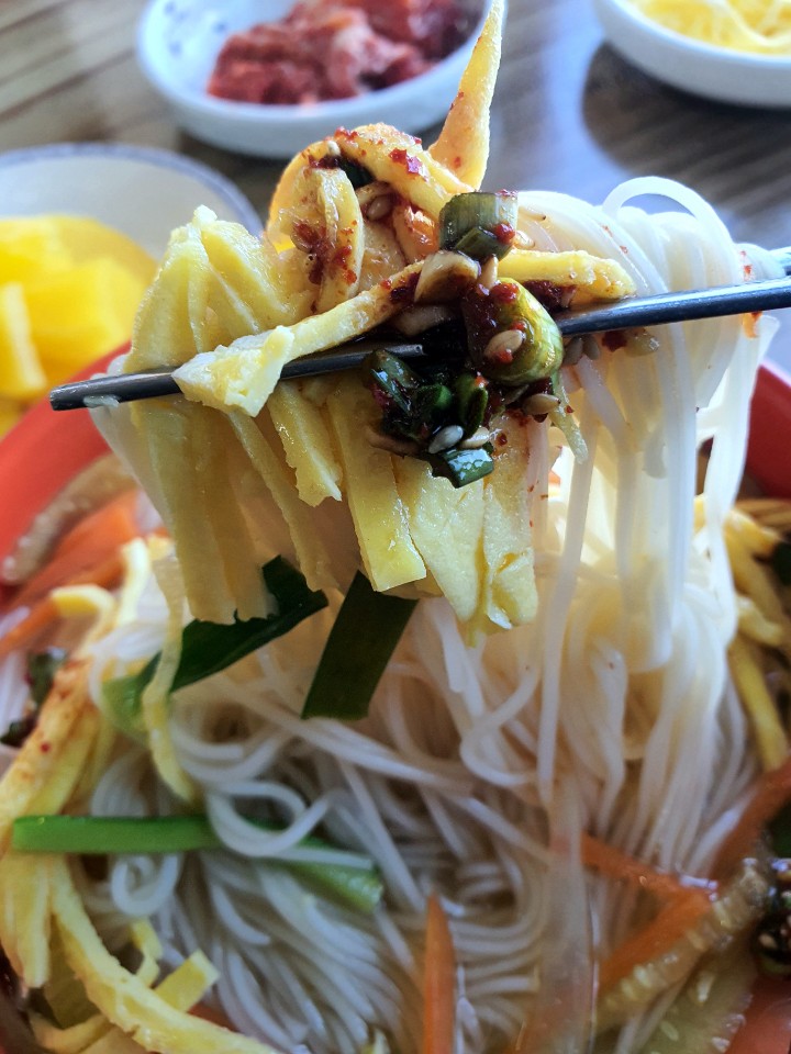 멸치국수 이미지