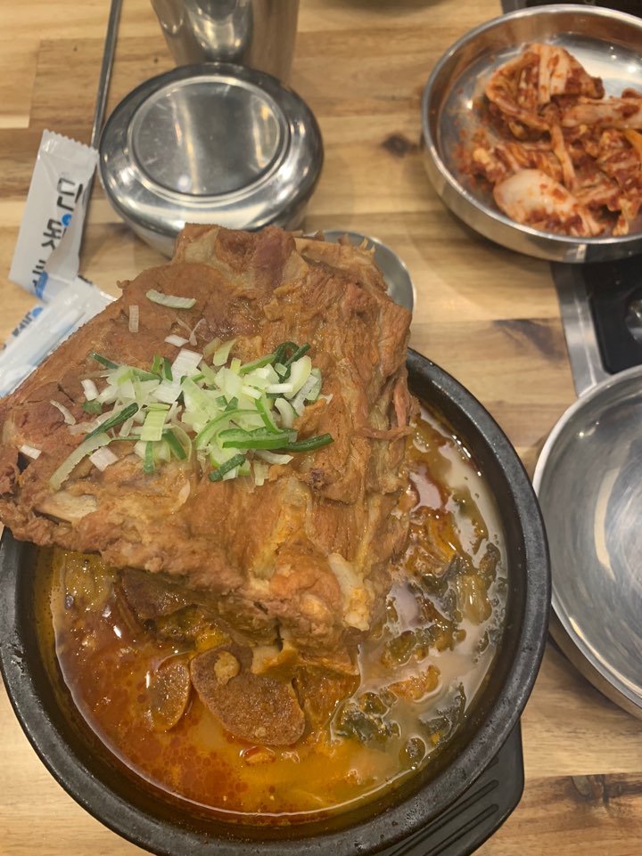 뼈대있는집 이미지