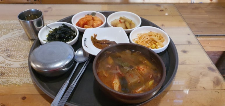 남산국밥 이미지