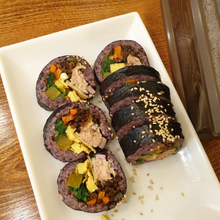 우성김밥 이미지
