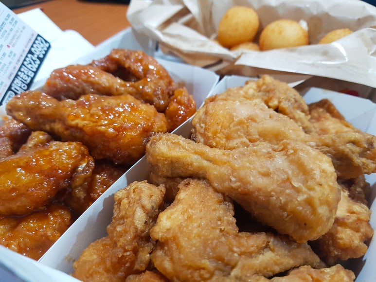 호식이두마리치킨대명 이미지
