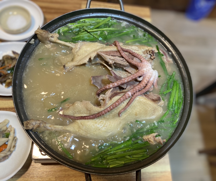 부흥누룽지오리백숙 이미지