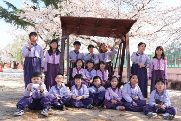 유천초등학교 이미지