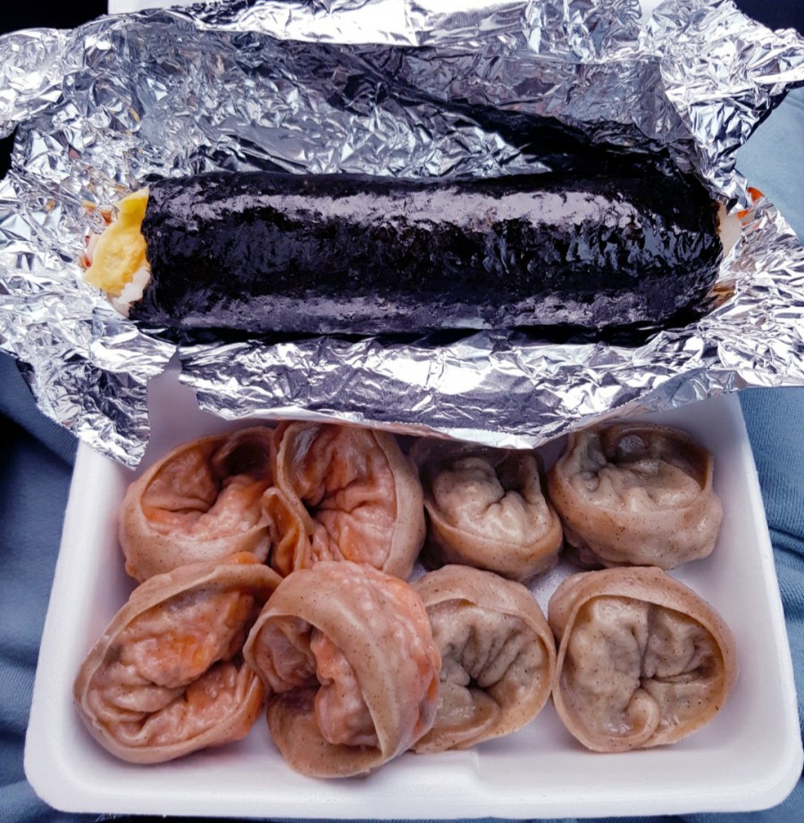 명품김밥만두 이미지