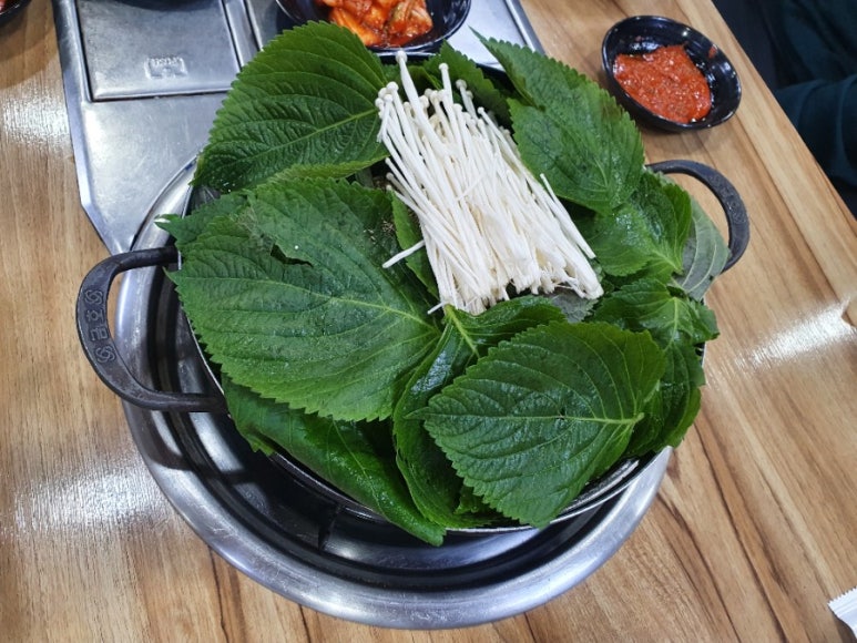농장사철탕흑염소 이미지