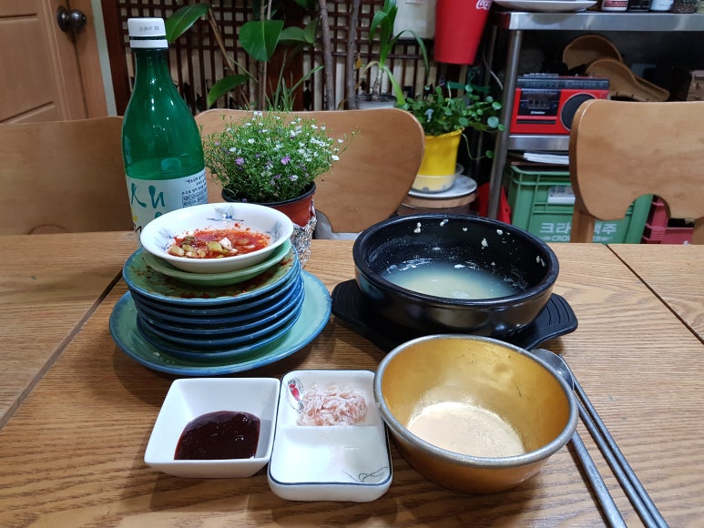무진행복식당 이미지