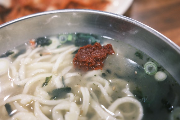 손칼국수 이미지