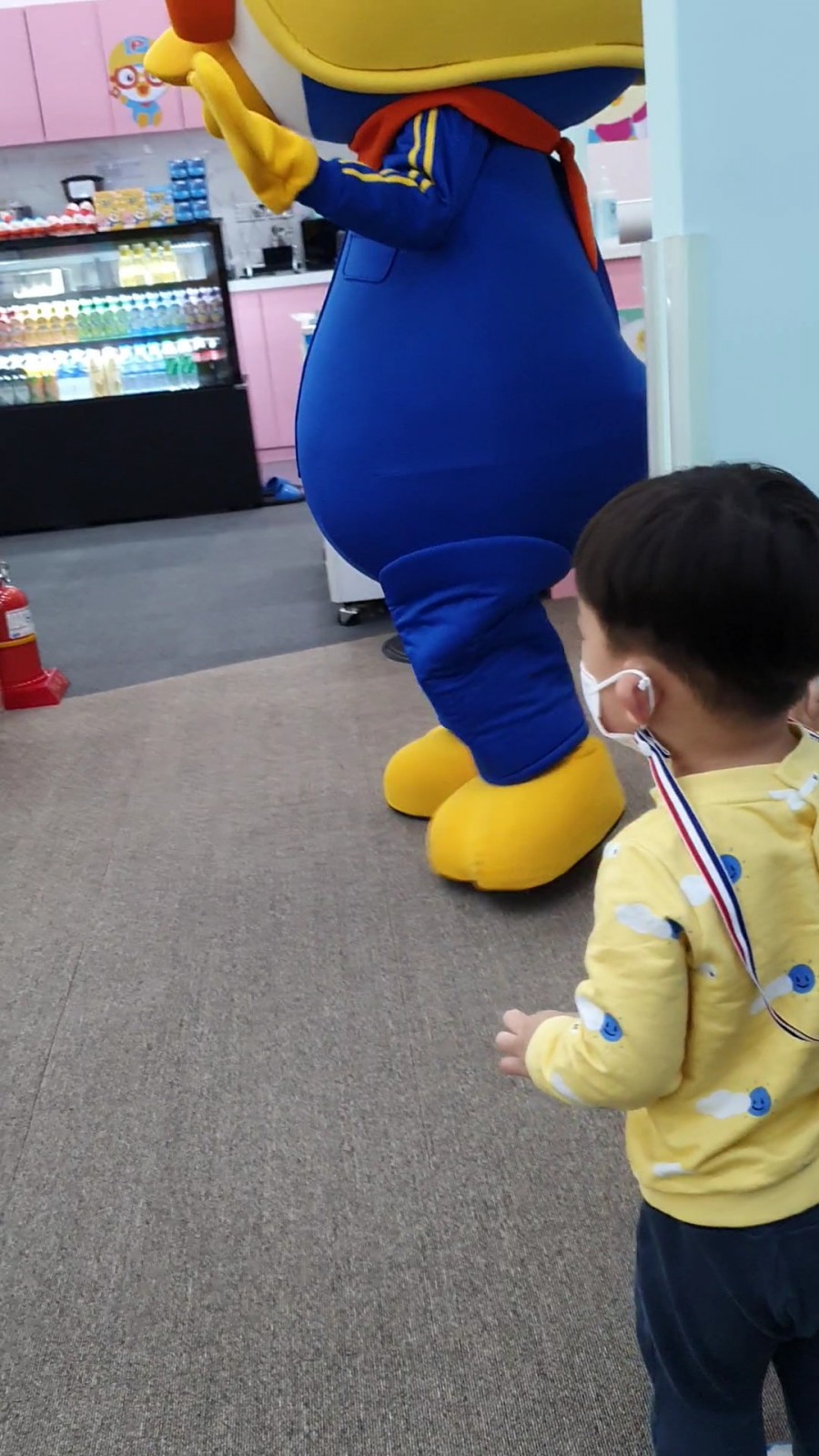 뽀로로 맘앤키즈카페 거제디큐브백화점 이미지