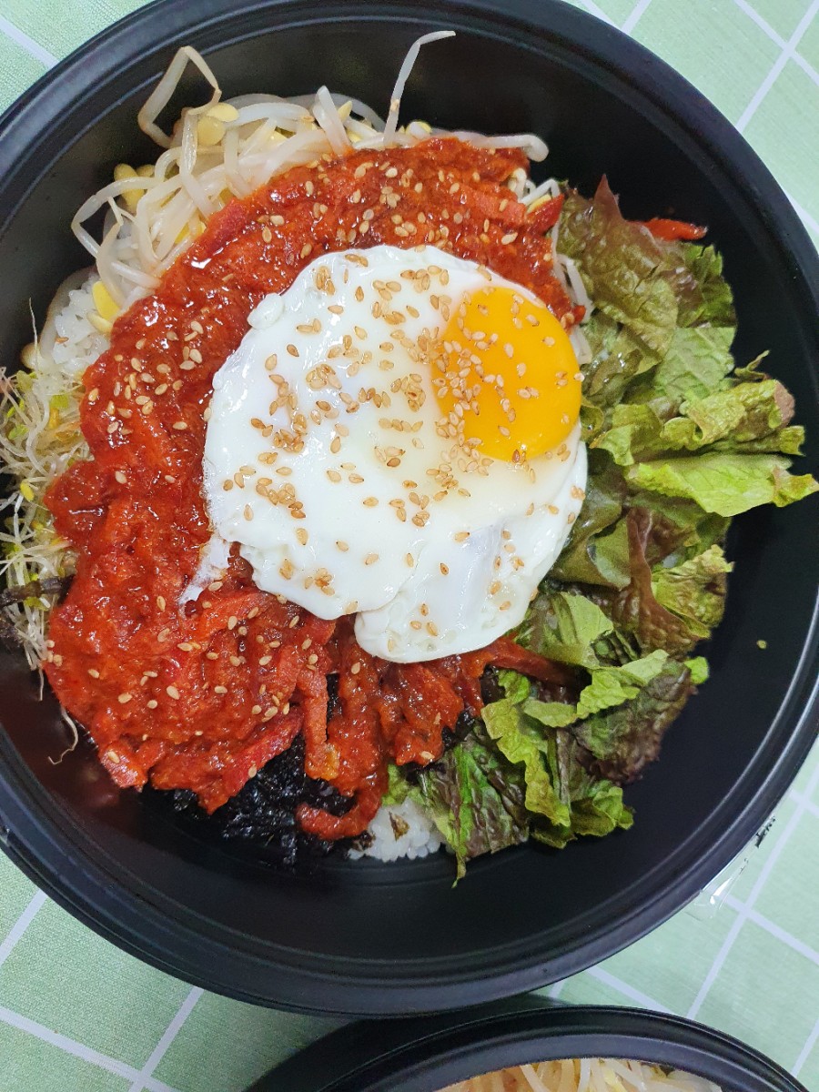 고기듬뿍대왕비빔밥 이미지