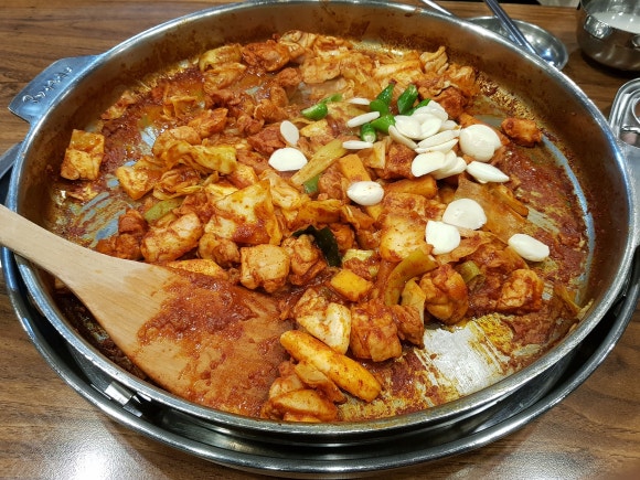 그곳에가면통나무닭갈비 이미지