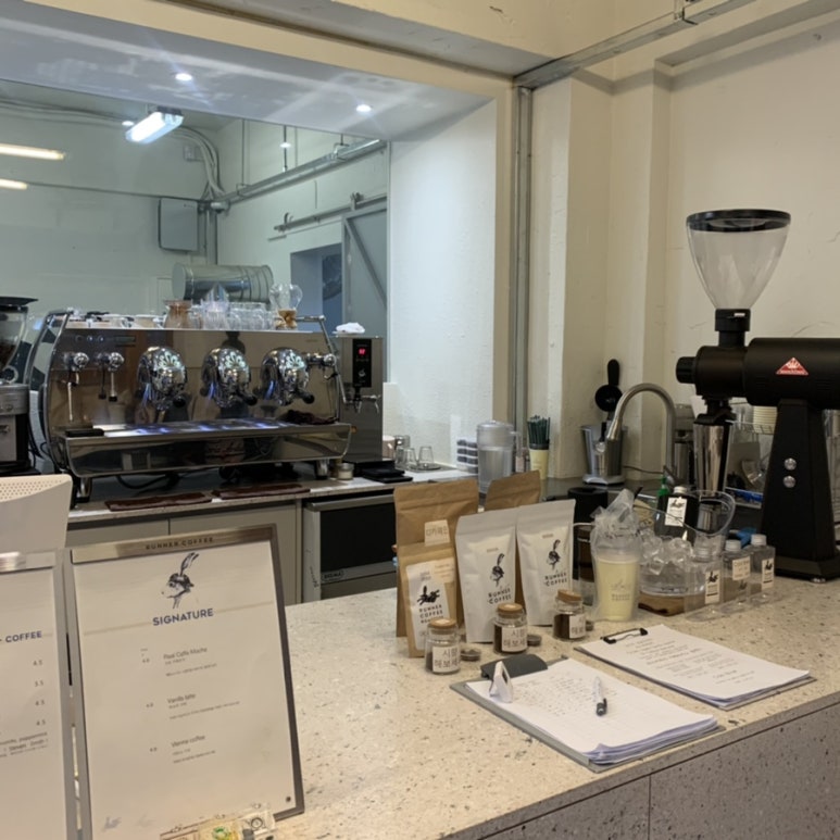 러너커피로스터스(RUNNER COFFEE ROASTERS) 이미지