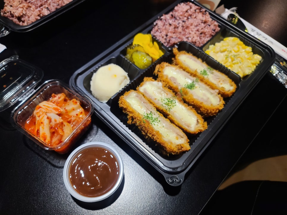 청담피자 이미지