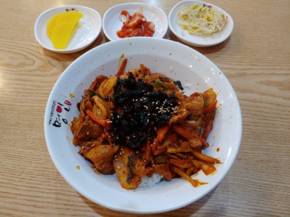 명인제육 이미지