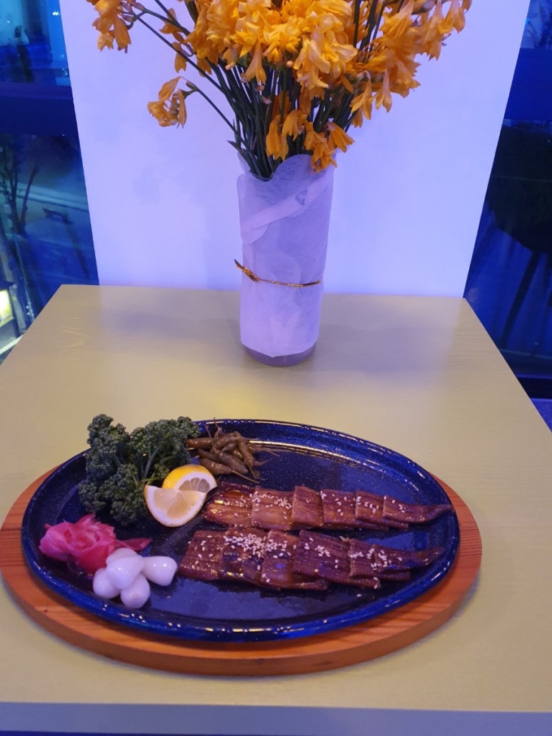 필 라이브 카페 이미지