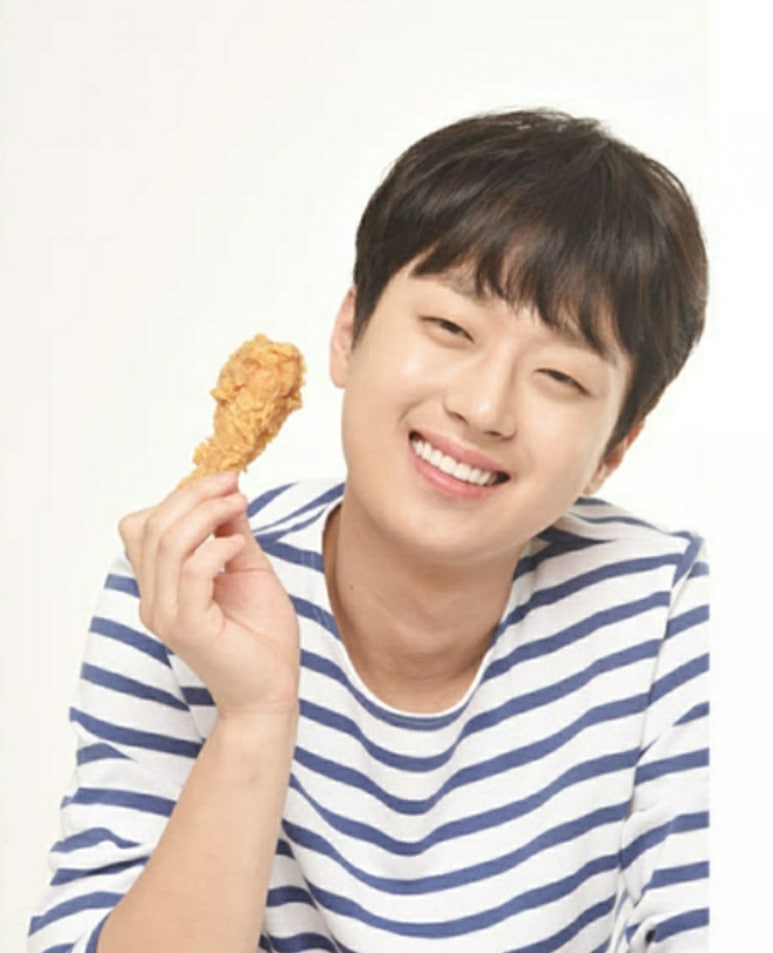 치킨더홈 이미지