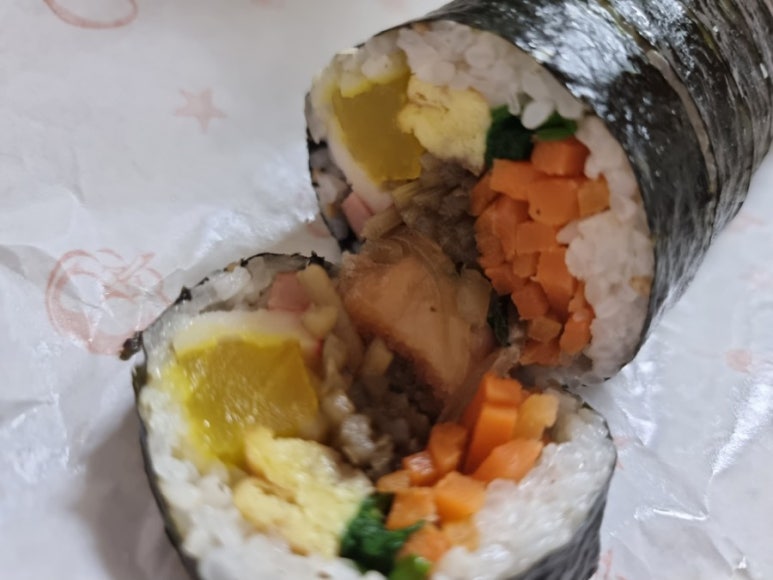 꼬숩 김밥 이미지