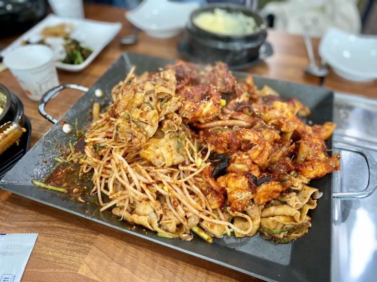 동해생아구불고기 이미지