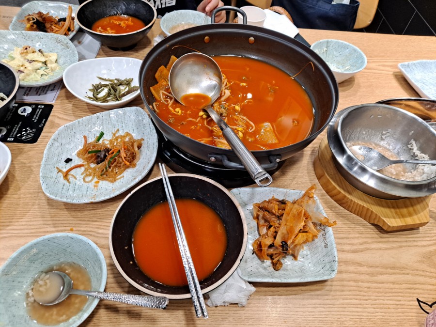 고래식당 연희점 이미지