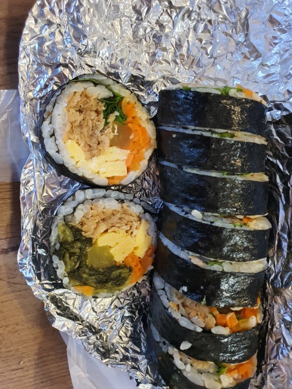 도르르김밥 이미지