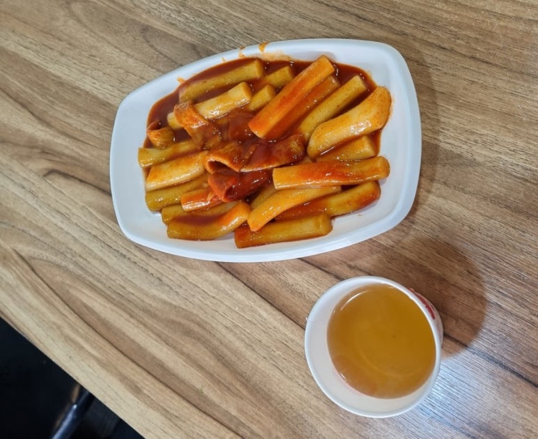 흥이네떡볶이 이미지