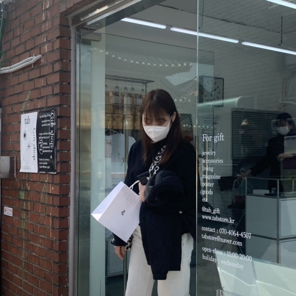 하이 히얼 이미지