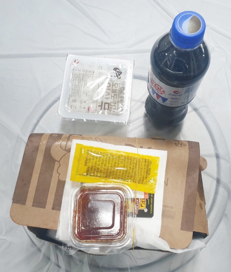 동키치킨 이미지