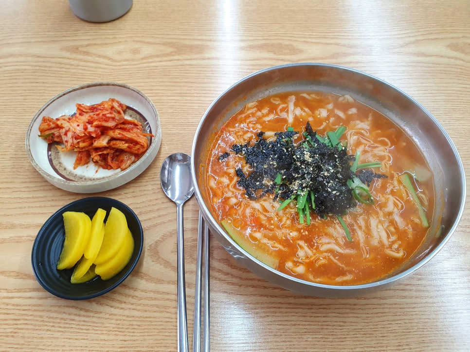 장뜰칼국수 이미지