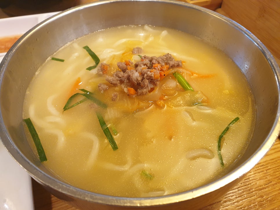 명동칼국수 이미지