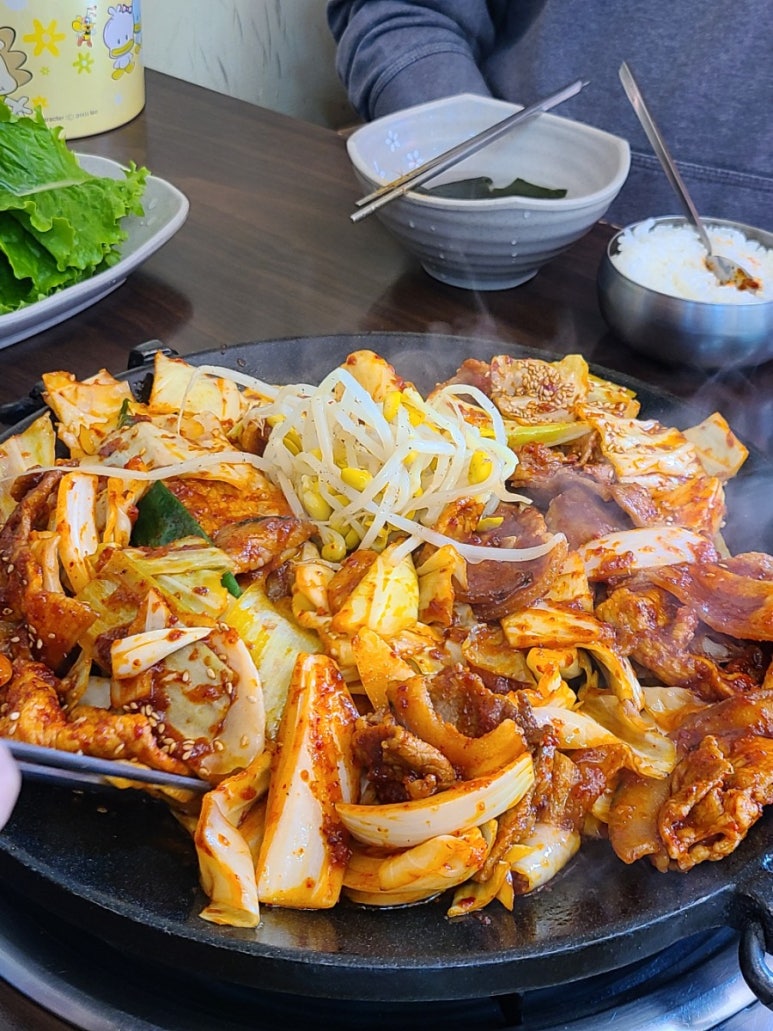 돼지구이연구소 이미지