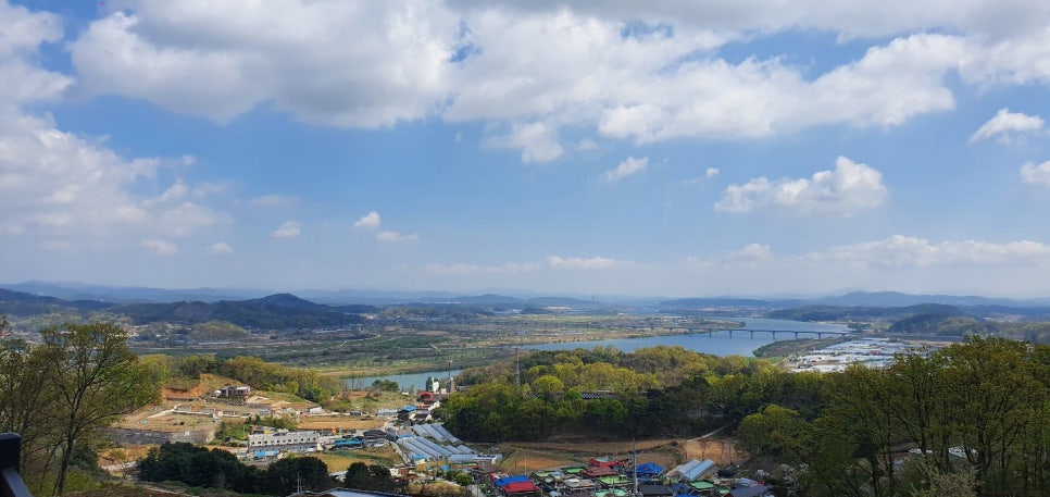 욜로하우스 이미지