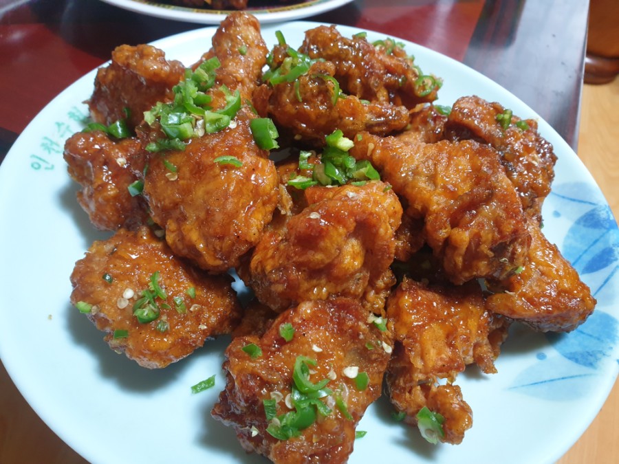 수원왕갈비통닭&통큰두마리찜닭 이미지