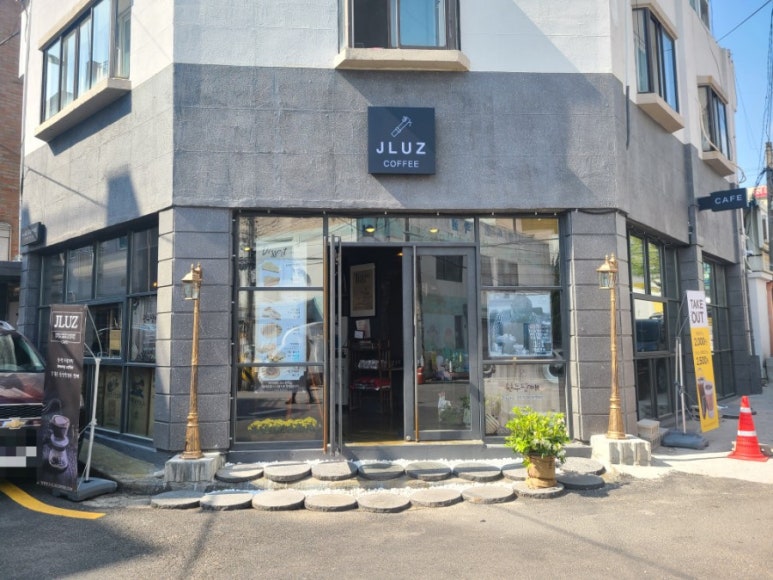 제이루스커피 이미지