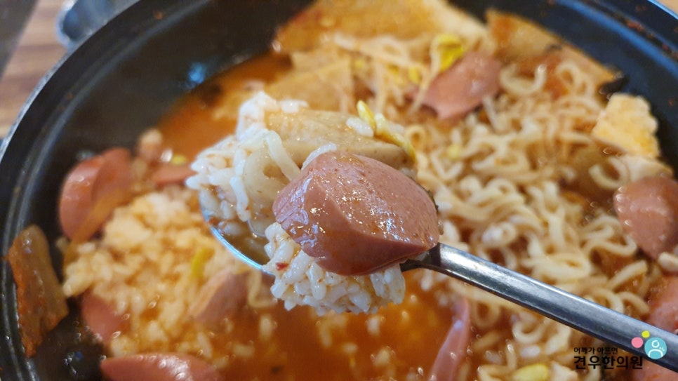 청년밥집 이미지