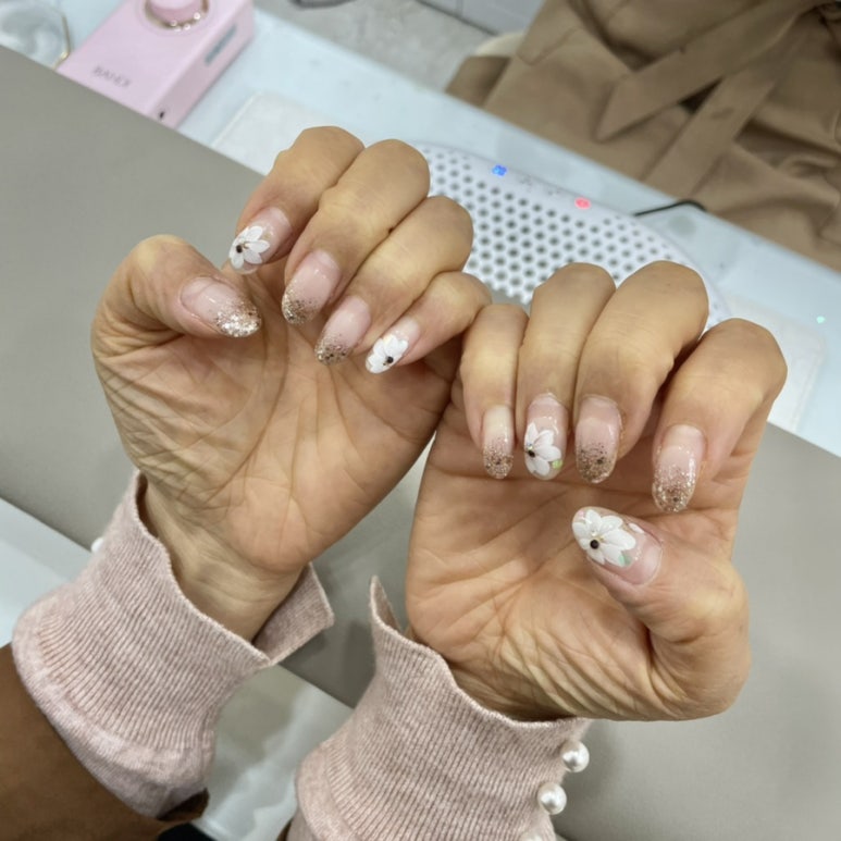 네일바이홍 이미지