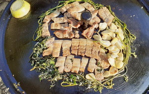 지리산흑돼지구이 이미지