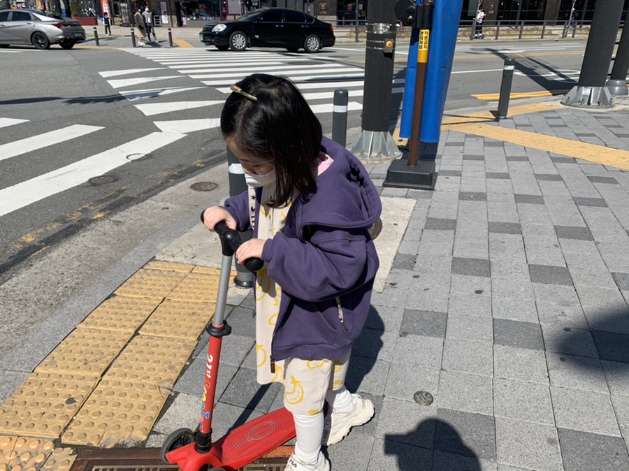 죠스떡볶이앤바르다김선생 이미지
