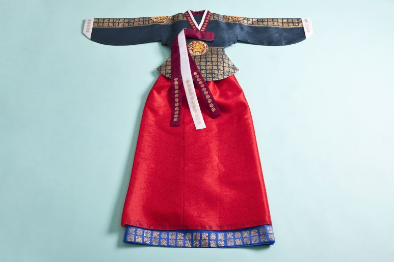 주홍한복 이미지